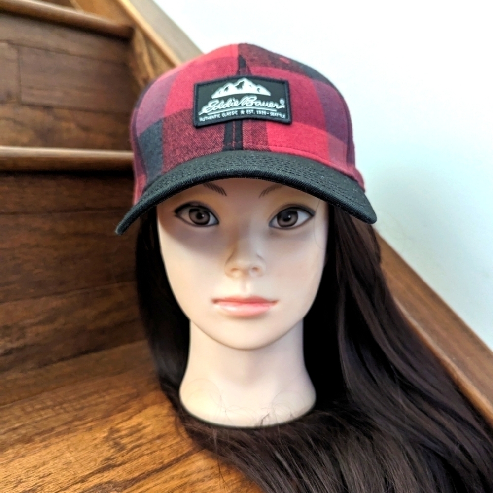 Eddie Bauer buffalo plaid adjustable hat, women's one size